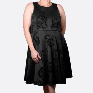 Torrid Black Floral Flocked Velvet Scuba Dress Dark Romance Skater Plus 1X XL